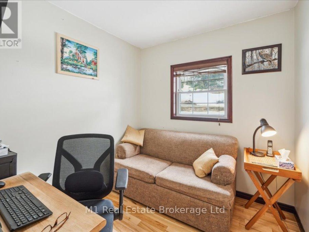 16A Hayhoe Road, Silver Lake