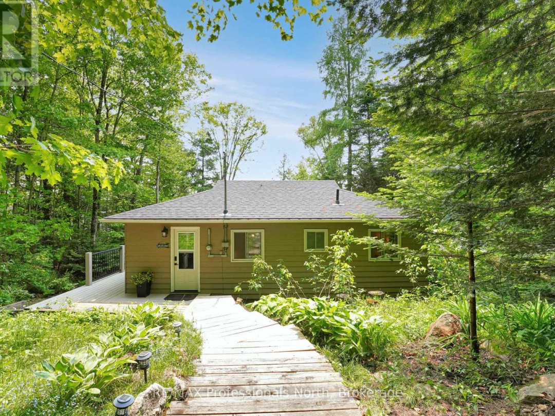 1998 Alsop Road, Glamor Lake
