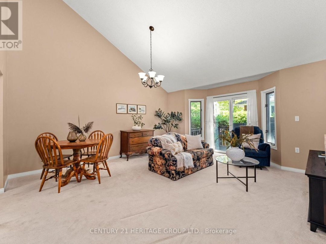 408 - 40 MUSEUM DRIVE, 