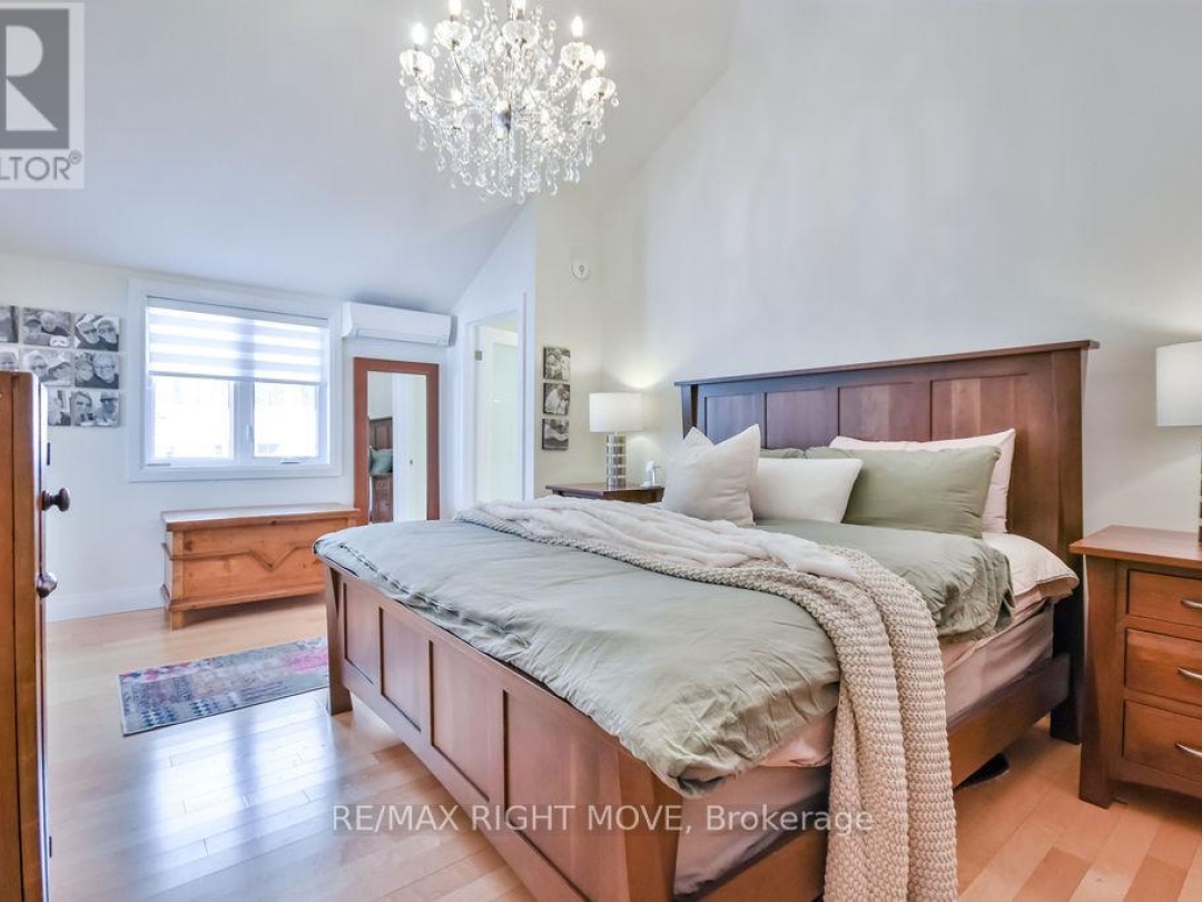 668 BROADVIEW AVENUE, 