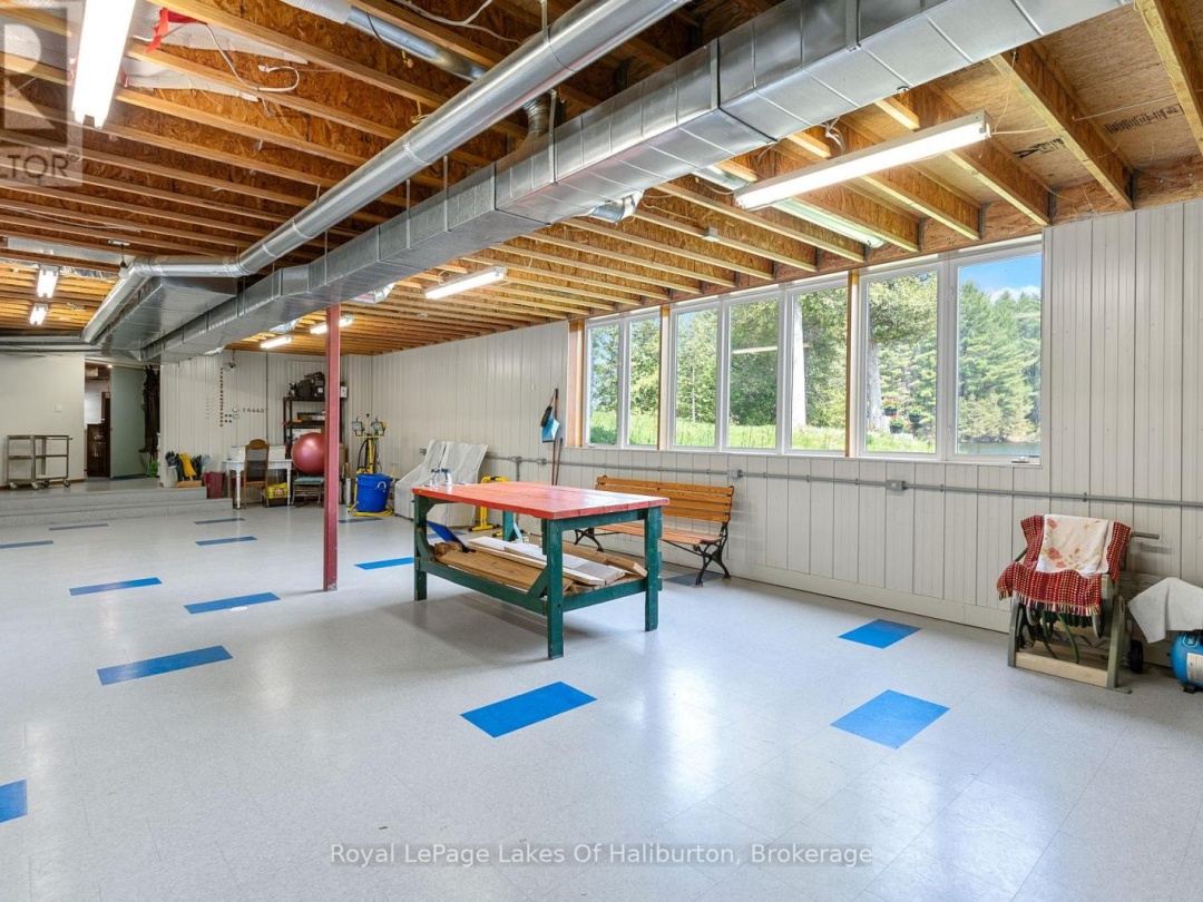 1089 PIONEER ROAD, Gooderham Lake