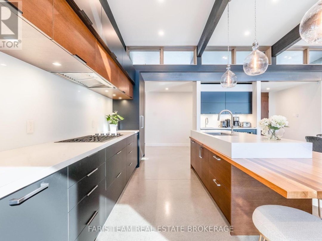 3886 EAST SHORE ROAD, 