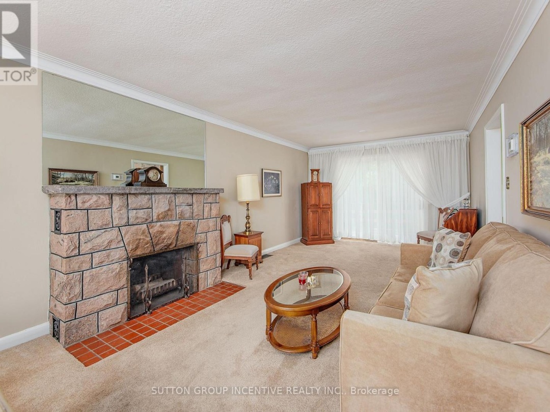 56 Dalton Crescent S, Orillia
