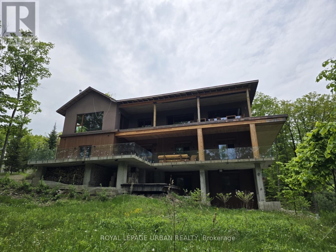 1739 TRAPPER'S TRAIL ROAD, 