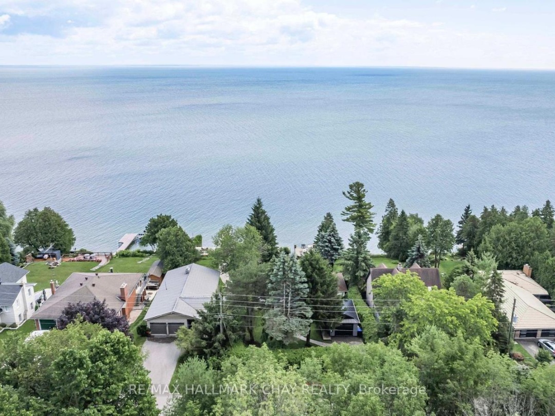 1125 WOODLAND DRIVE, Lake Simcoe