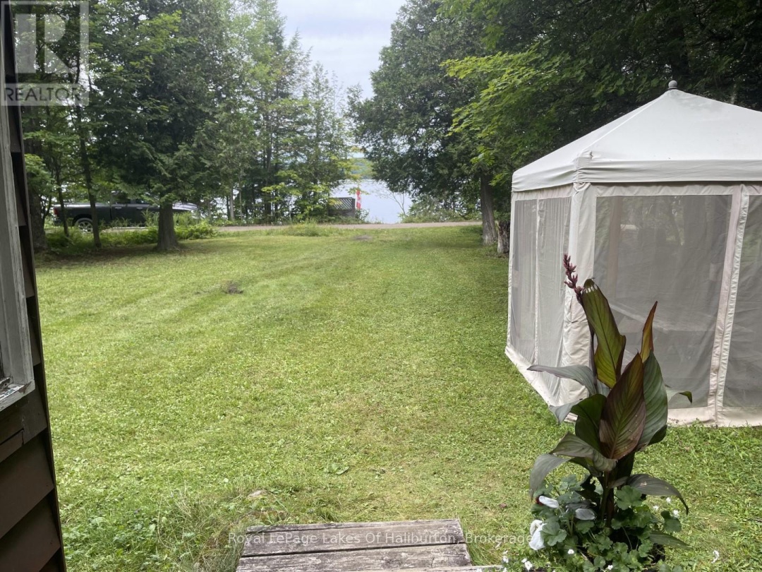 1059 Pleasant Point Road, Twelve Mile Lake