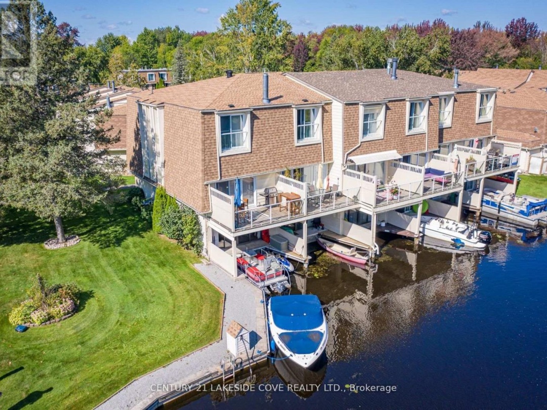 UNIT 5 - 4 PARADISE BOULEVARD, 