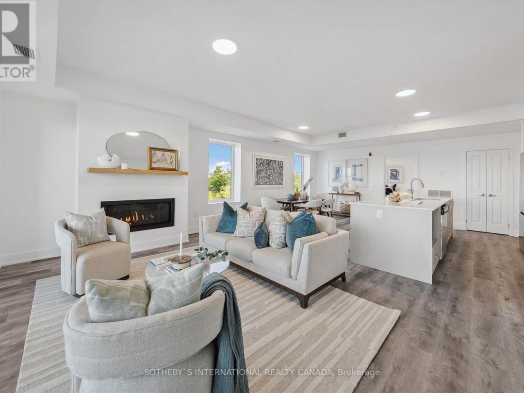 308 19B West Street N, Kawartha Lakes (Fenelon Falls)