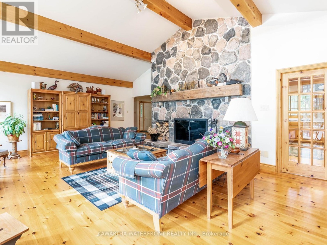 470 INDIAN POINT ROAD, 