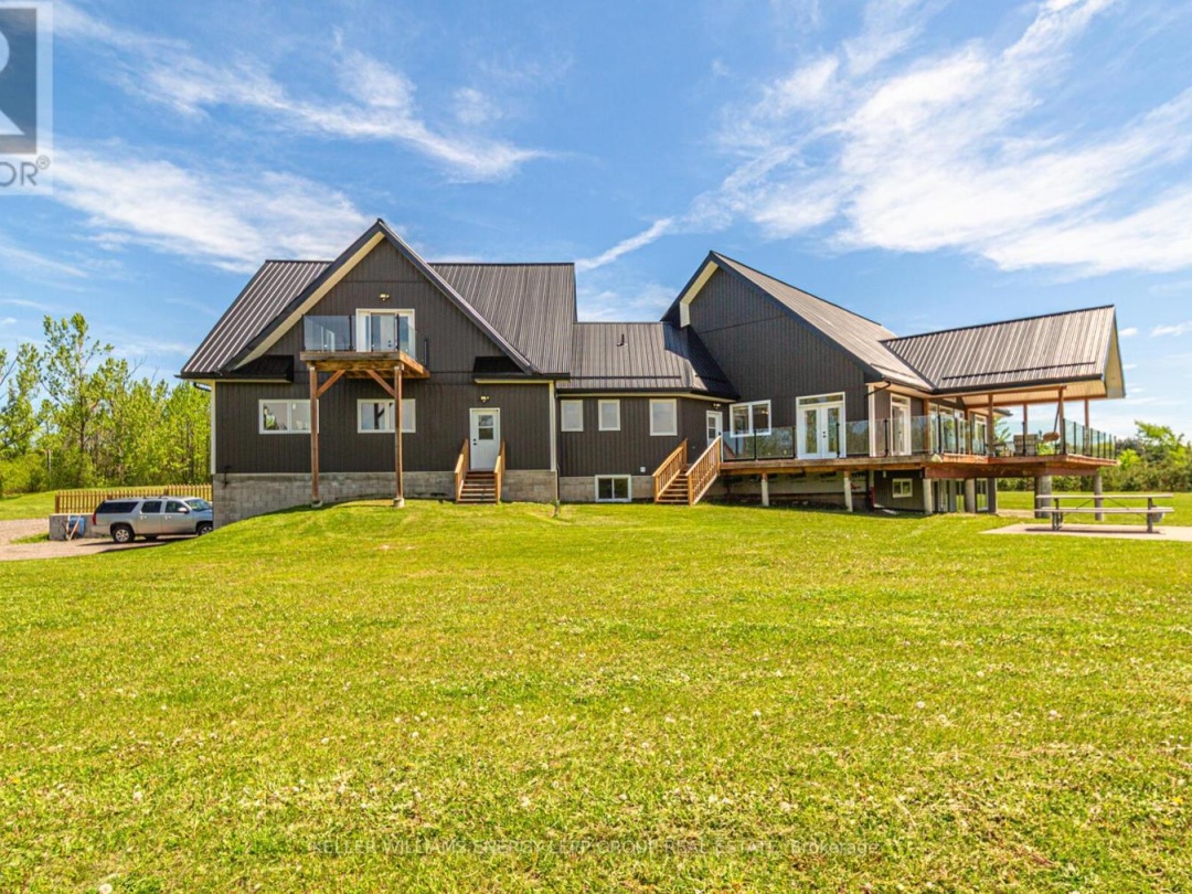 44 BALL POINT ROAD, 