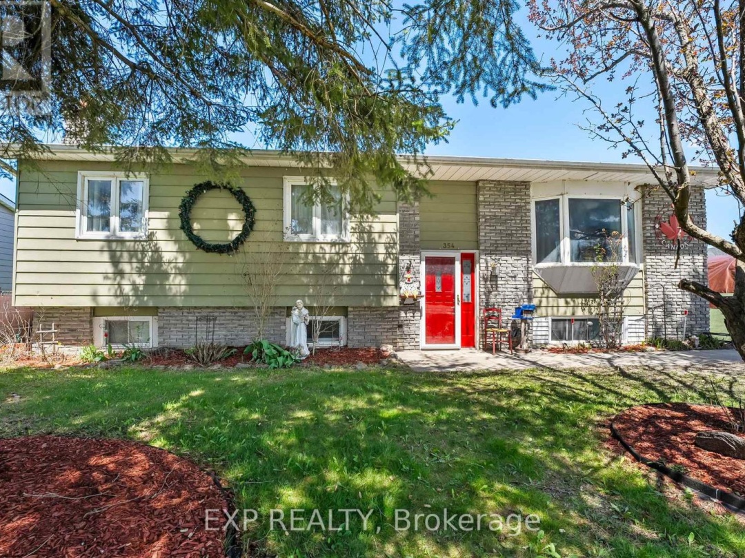 354 LAKELAND CRESCENT, 