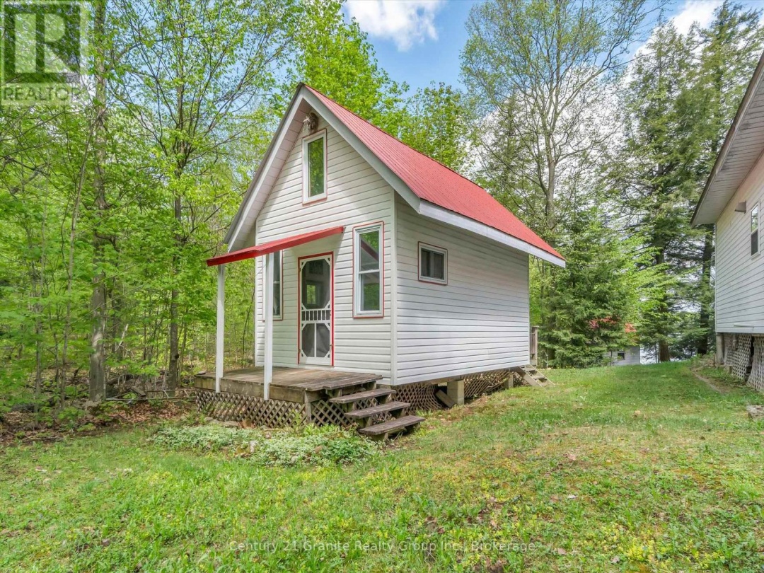 1120 S Clear Lake Road, Clear Lake