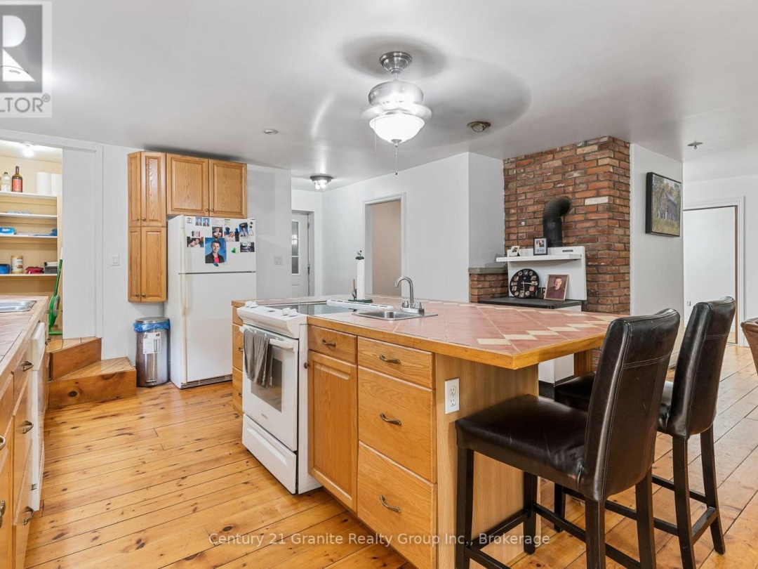 1029 WIGAMOG ROAD, 