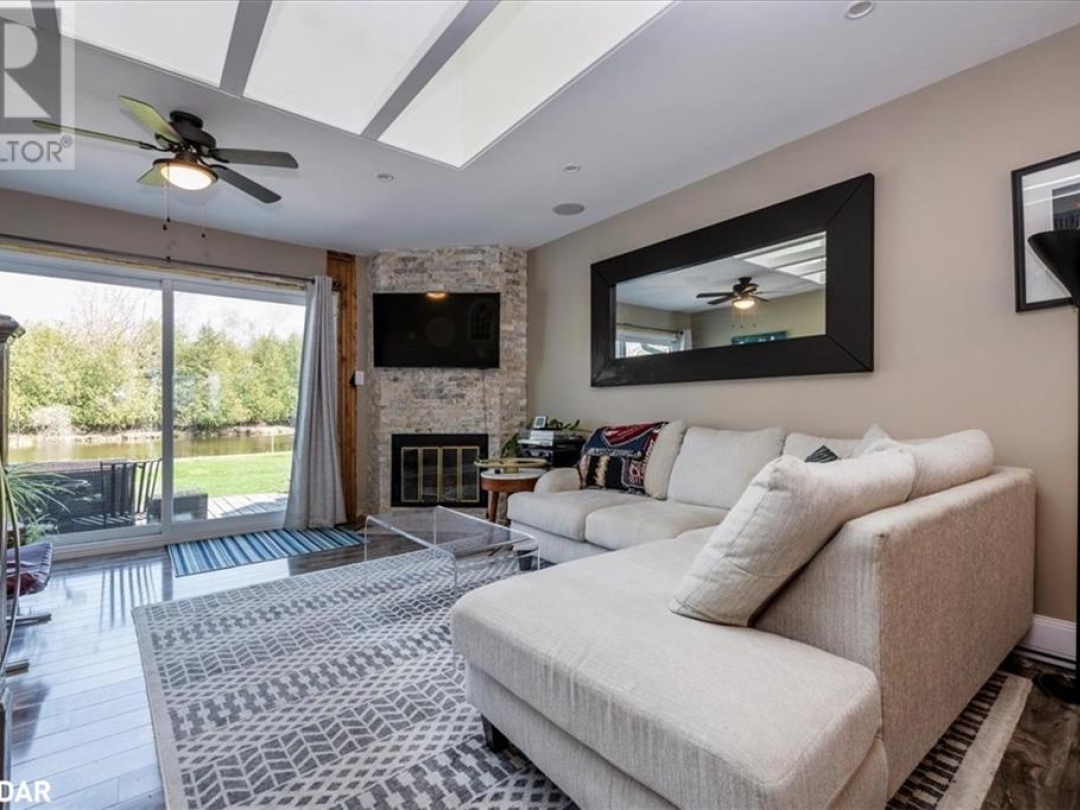 81 Laguna Parkway Parkway Unit# 12, Lake Simcoe