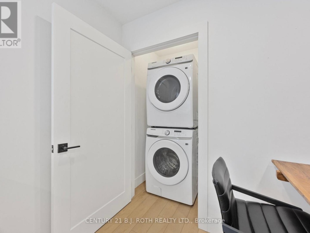 185 SILVER BIRCH CRESCENT, 