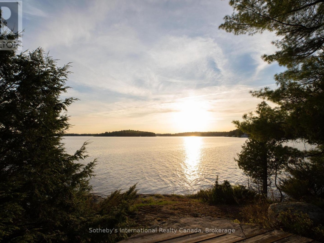 1250 Waldmere Road, Lake Muskoka