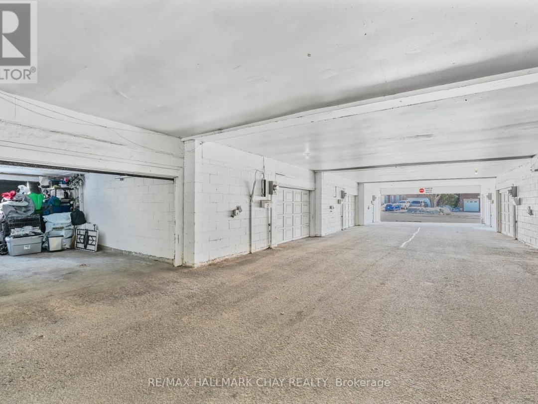 27 40 Victoria Crescent, Orillia