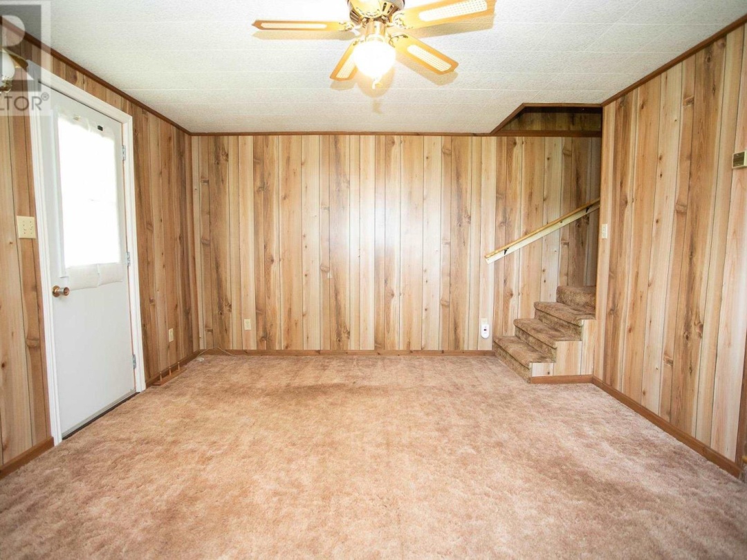 7940 Highway 17 E, Johnson Township