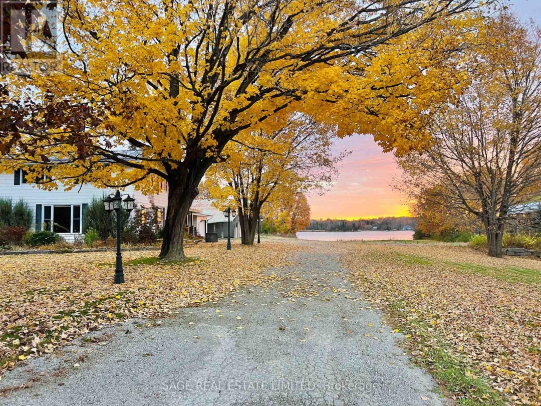 510 County Road 36, Pigeon Lake