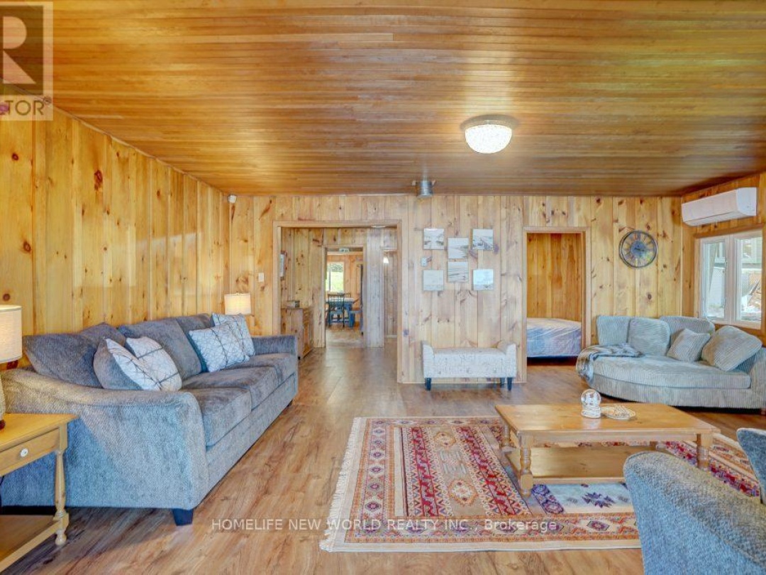 21 Potts Shore Road, Cameron Lake