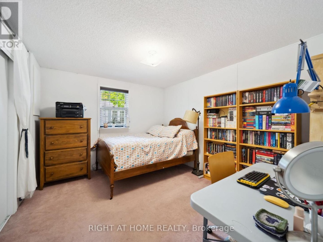 4117 ASH CRESCENT, 