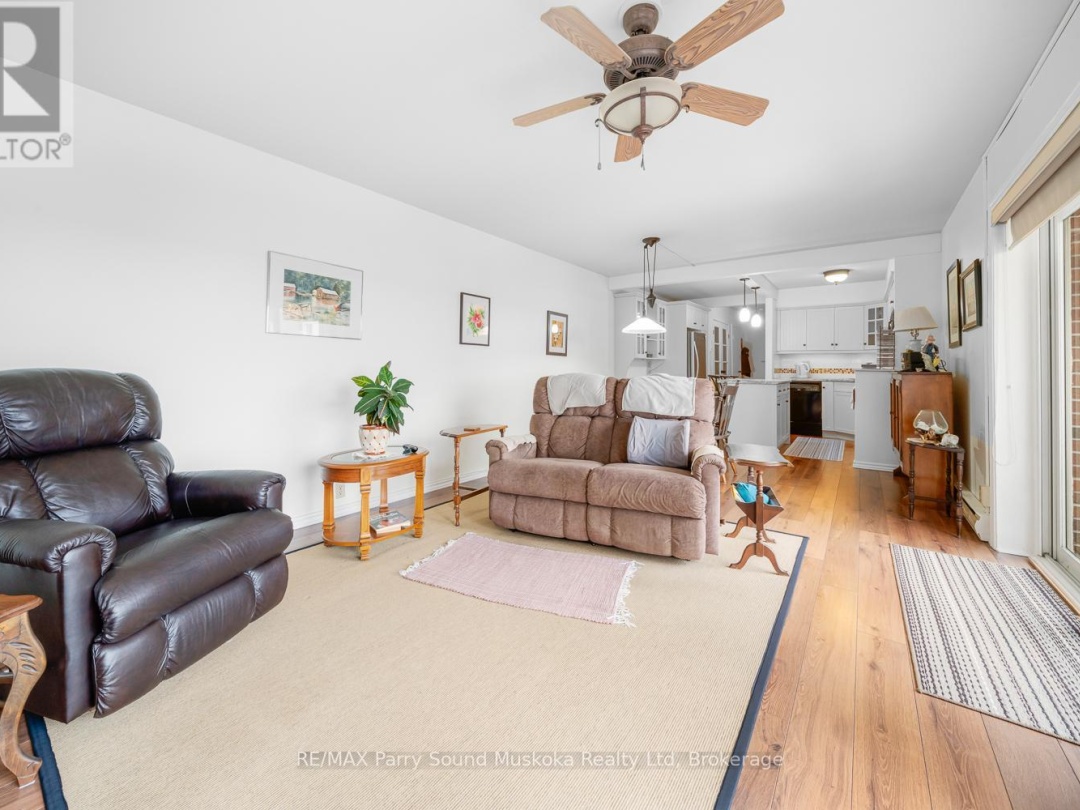 205 100 Beaconview Heights, Parry Sound
