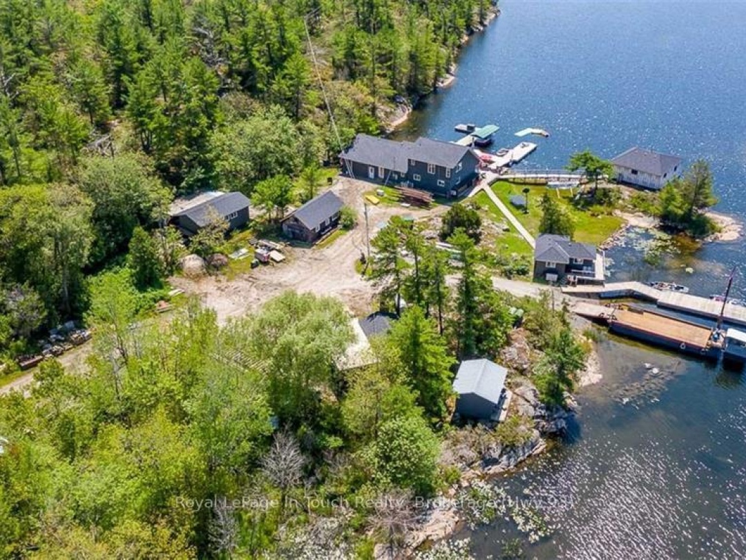 B55 19 Moon Island, Georgian Bay