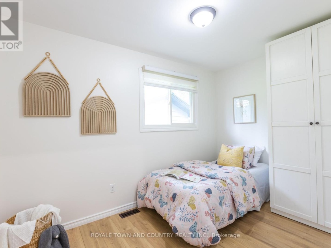 9 PARKHILL DRIVE, 