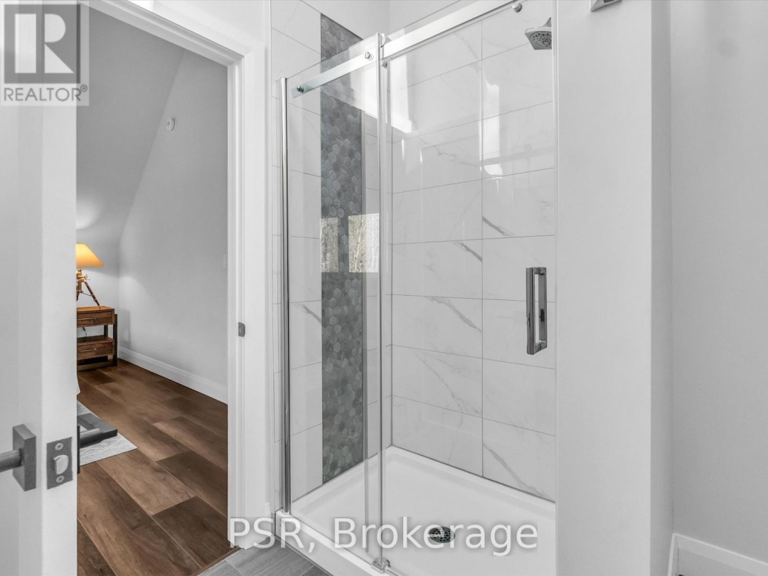 1028 Marshall Drive, Pine Lake