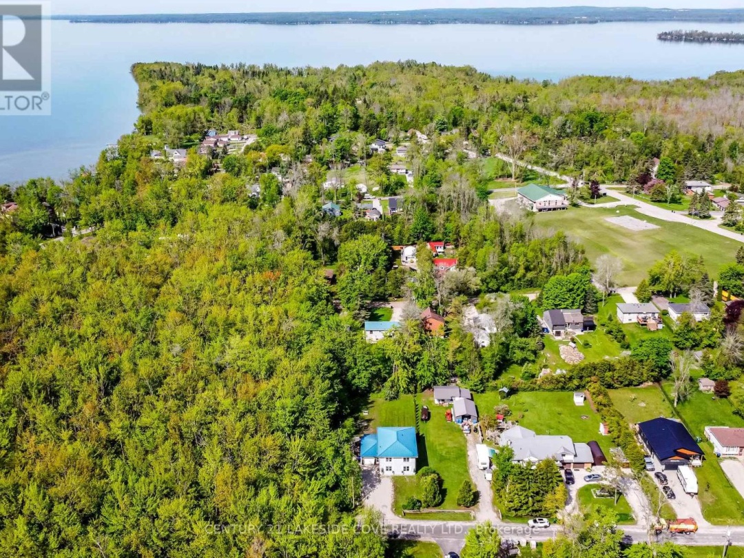 3976 Woodland Drive, Ramara