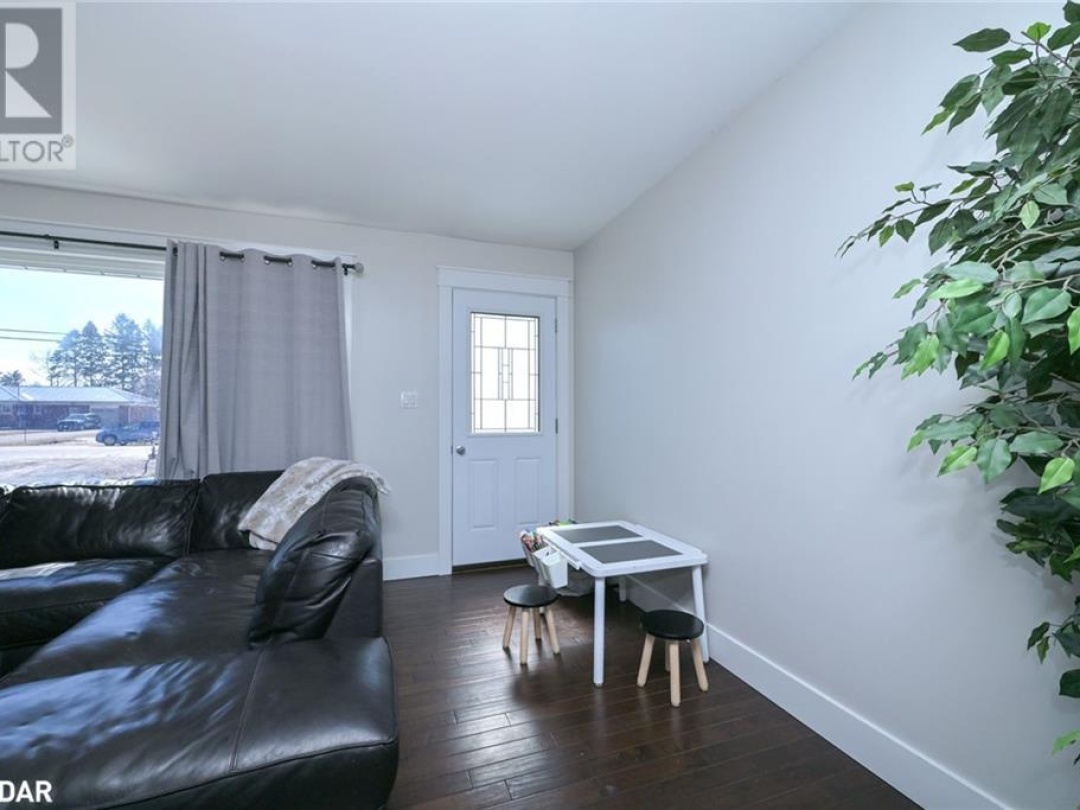 5653 12 Highway, Ramara