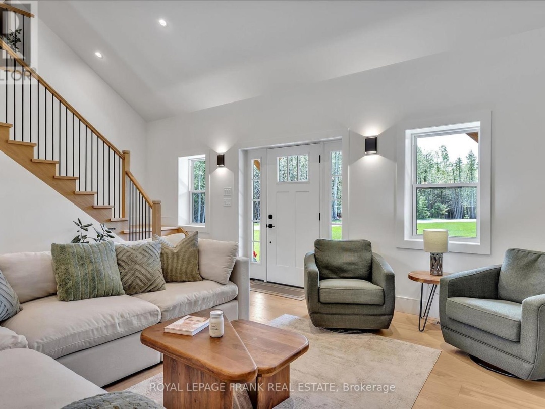 652 County Road 49, Trent Lakes