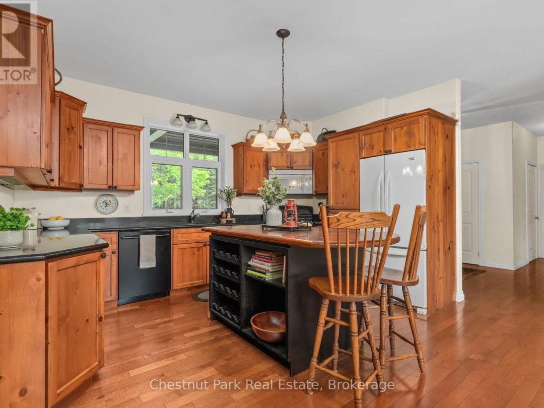 1 & 2 1230 Miriam Drive, Black Lake