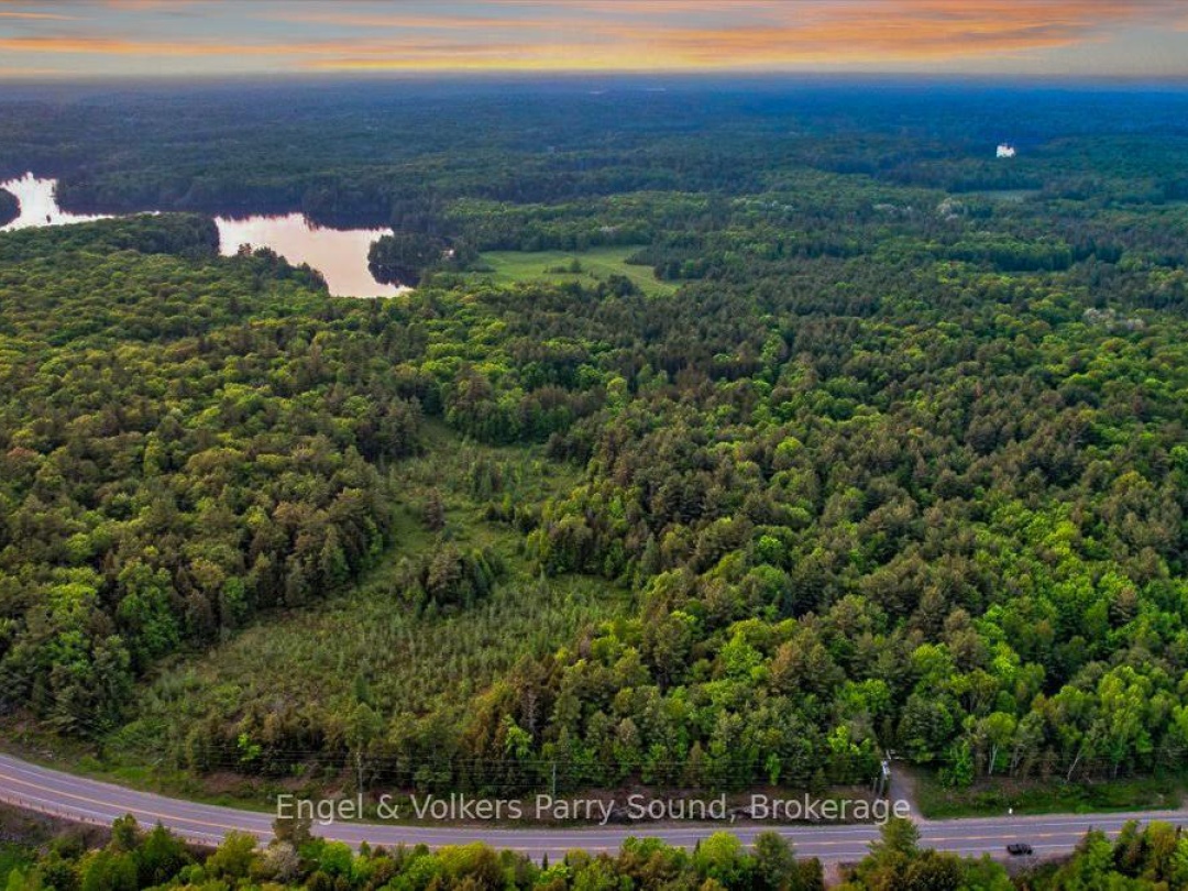 53 BIRDWOOD LANE, Harris Lake