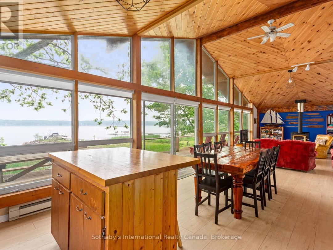 10 & 11 METHODIST ISLAND, 
