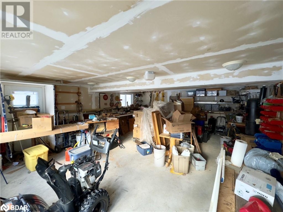 1894 Henrys Landing, Coldwater