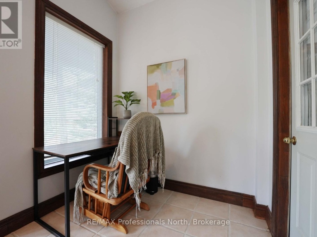 1039 Mink Road, Long Lake