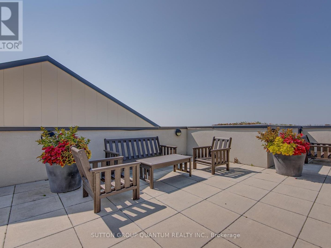 301 90 Orchard Point Road, Lake Simcoe