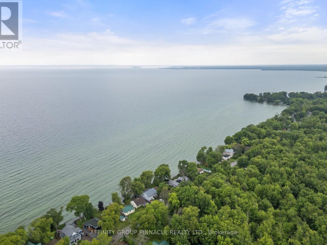 1 & 4 2559 Lakeshore Drive, Ramara