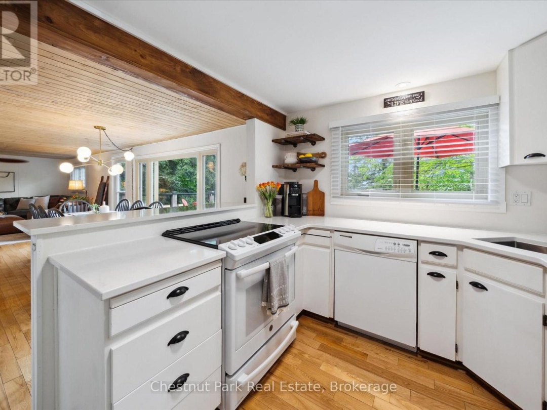 218 North Drive, Lake Vernon