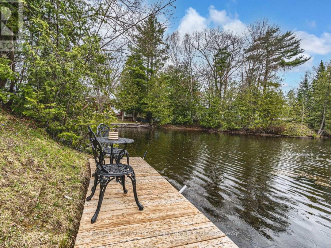 15 Duncan Drive, Trent-severn Waterway