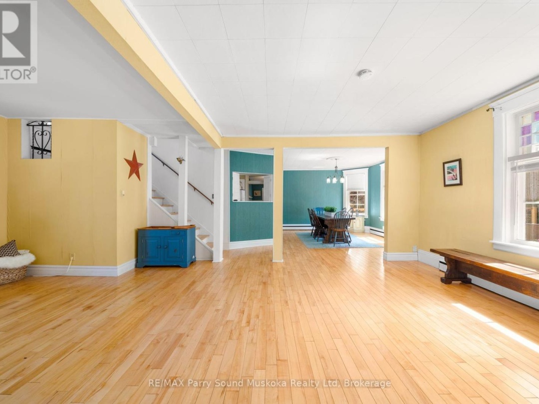 17 Waubeek Street, Parry Sound