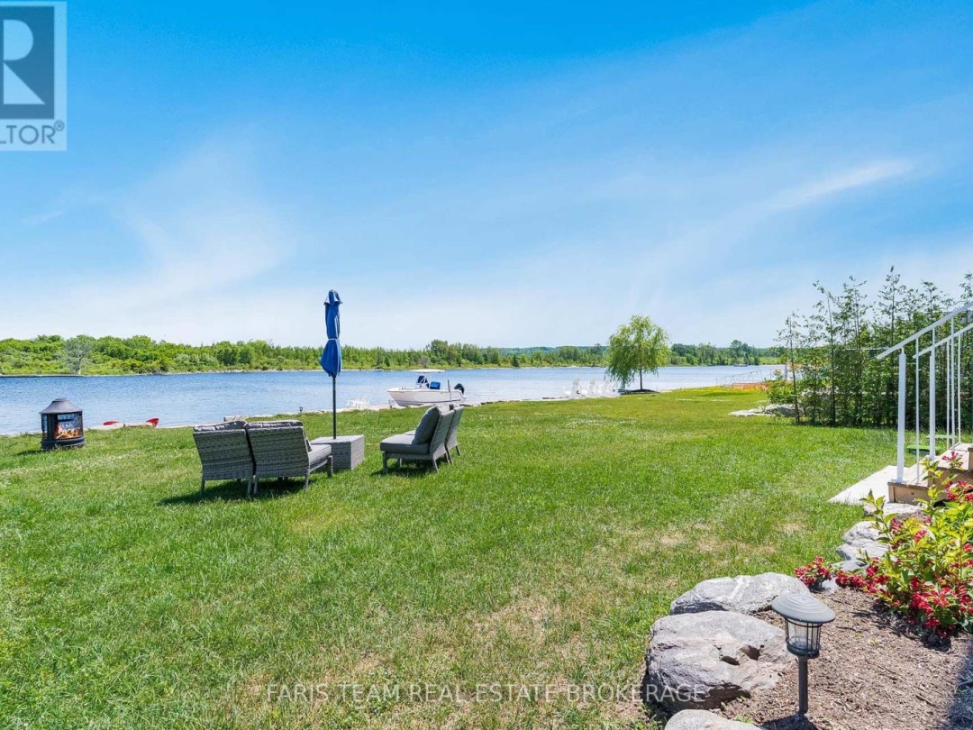 7 DOCK LANE, 