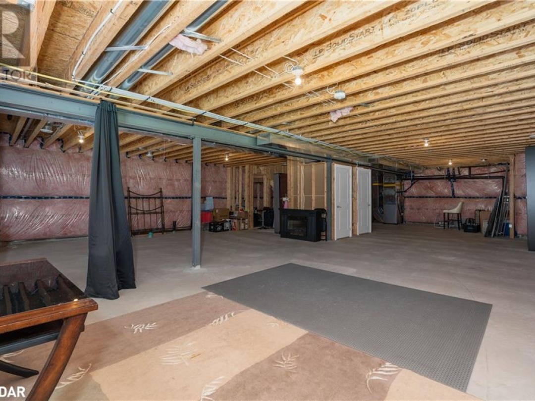 43 Thoroughbred Drive, Oro-Medonte