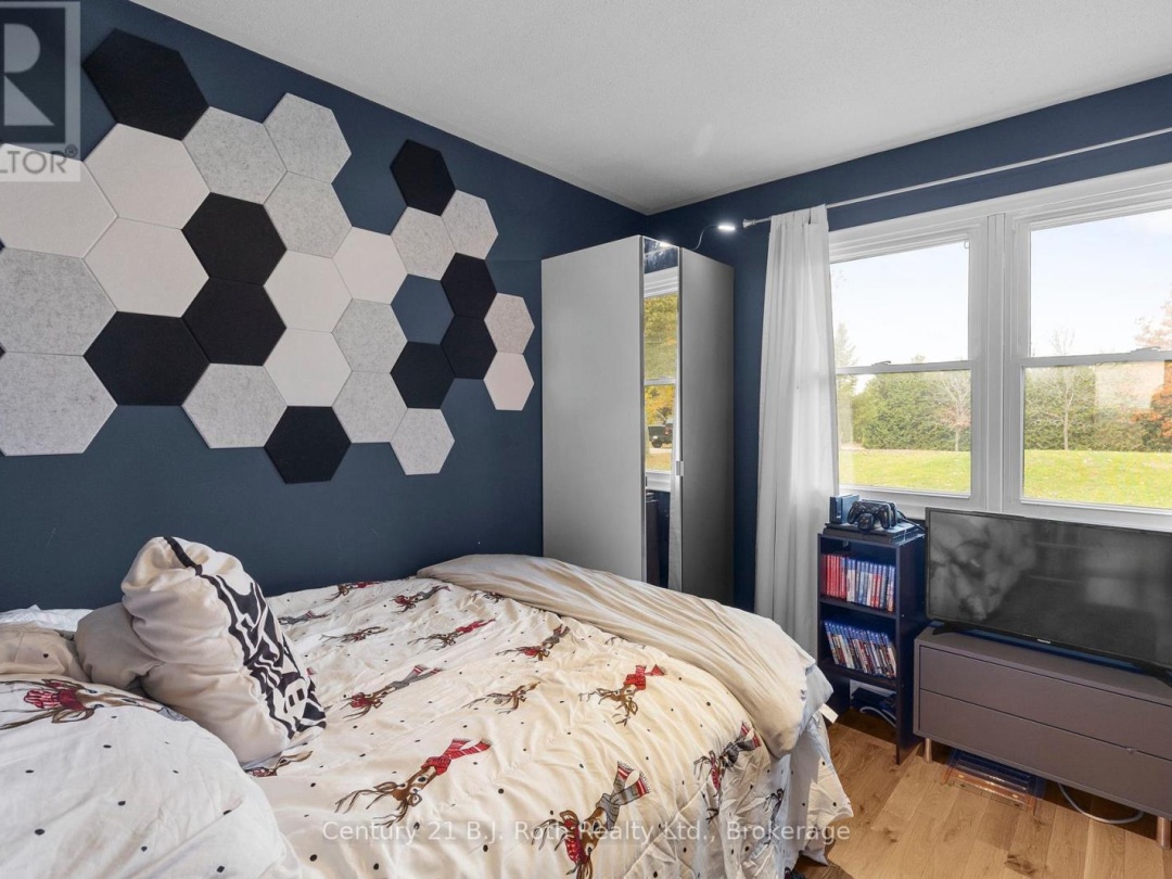3772 HARRY'S LANE, Lake Simcoe