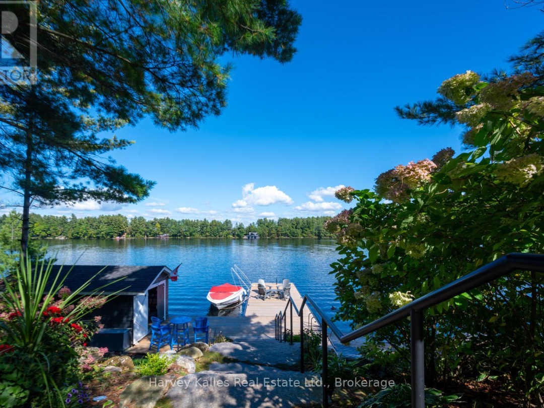 1045 LAKESHORE DRIVE, 