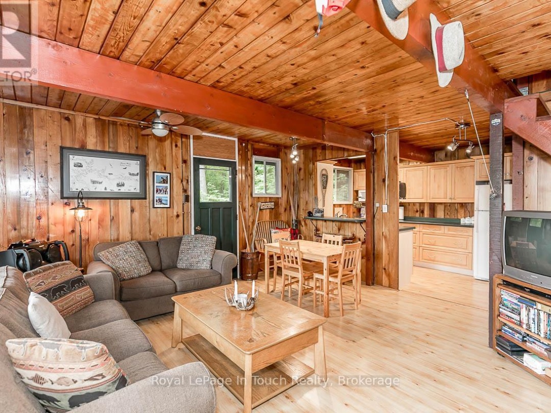 4 Severn River Shore, 