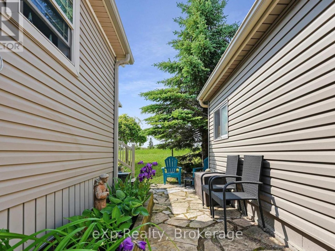 53 CREEKSIDE CIRCLE, 