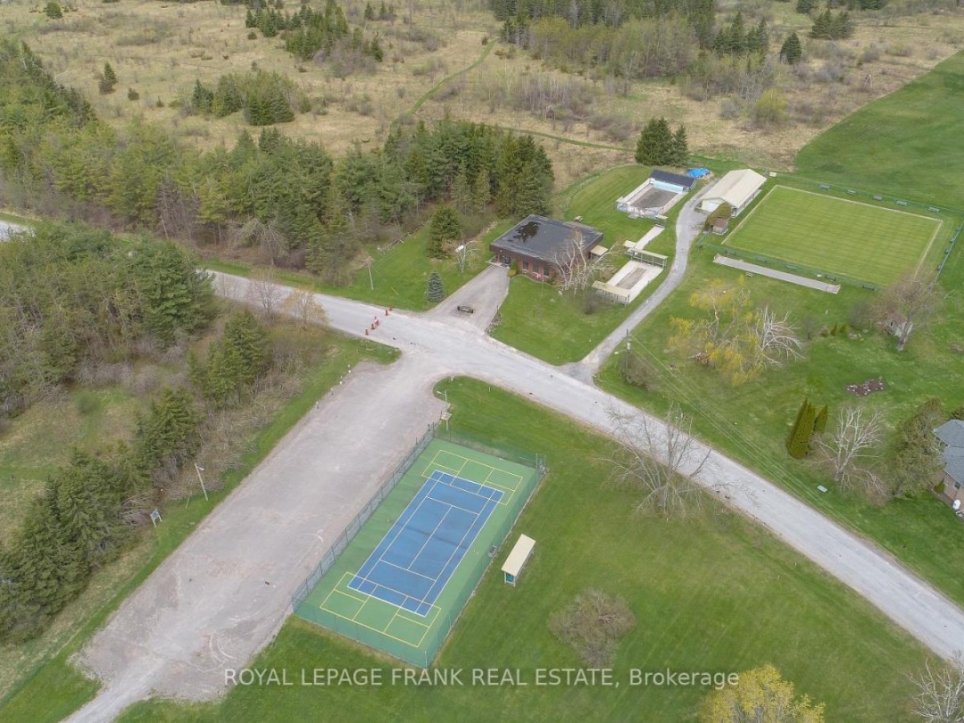 318 Forest Harbour Trail, Pigeon Lake
