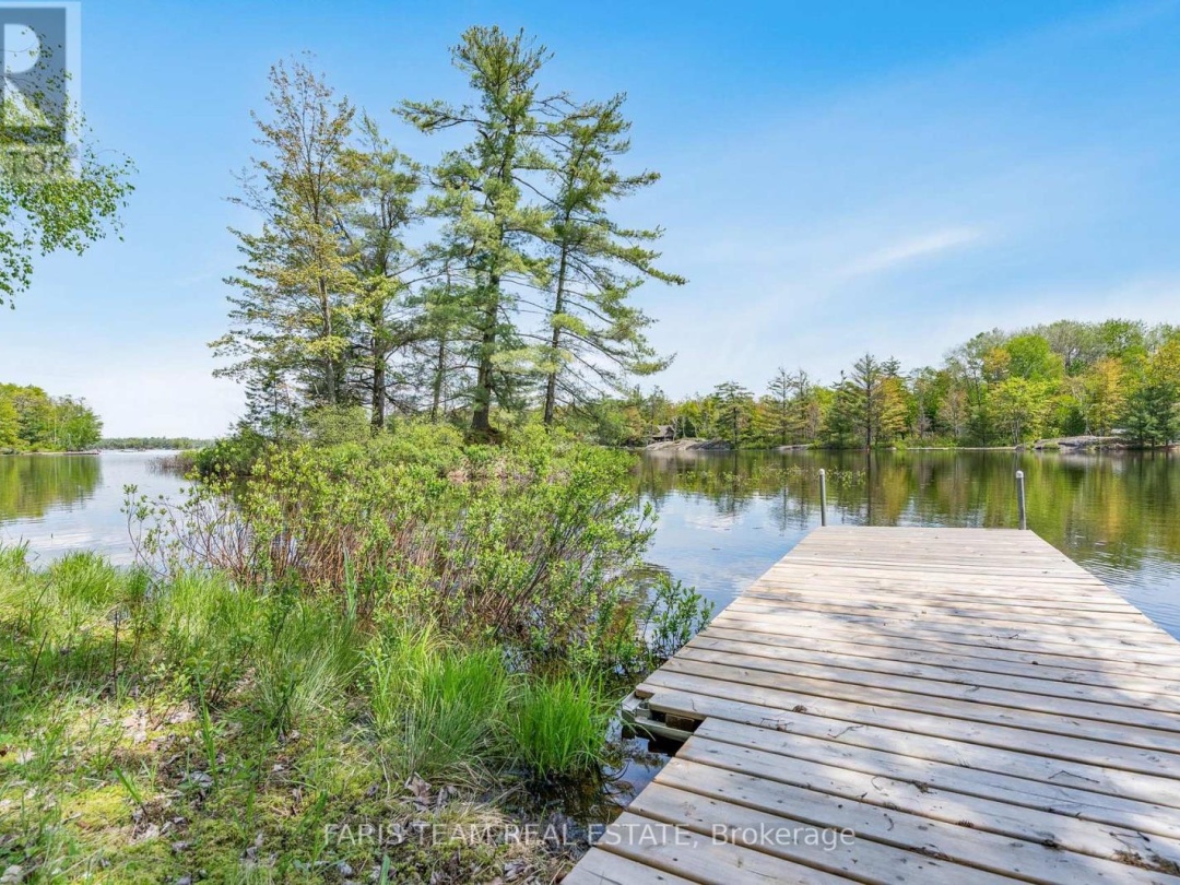 1010 Sanderson Road, Clearwater Lake